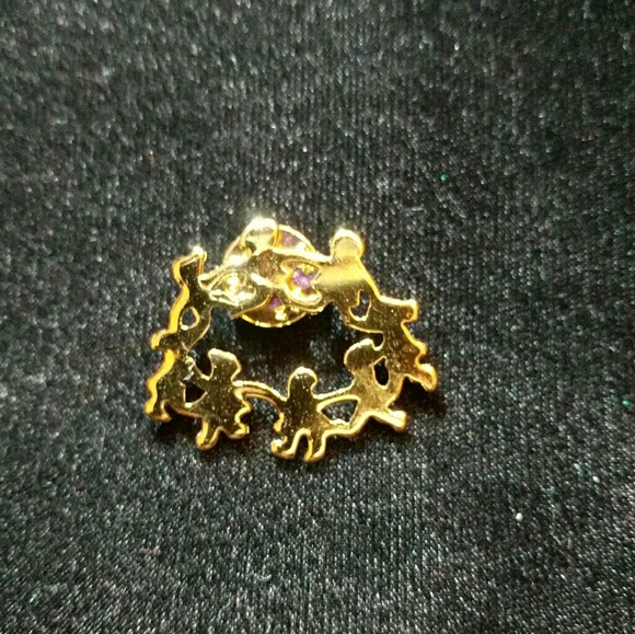 Women of Earth Holding Hands Pin - Picture 2 of 5